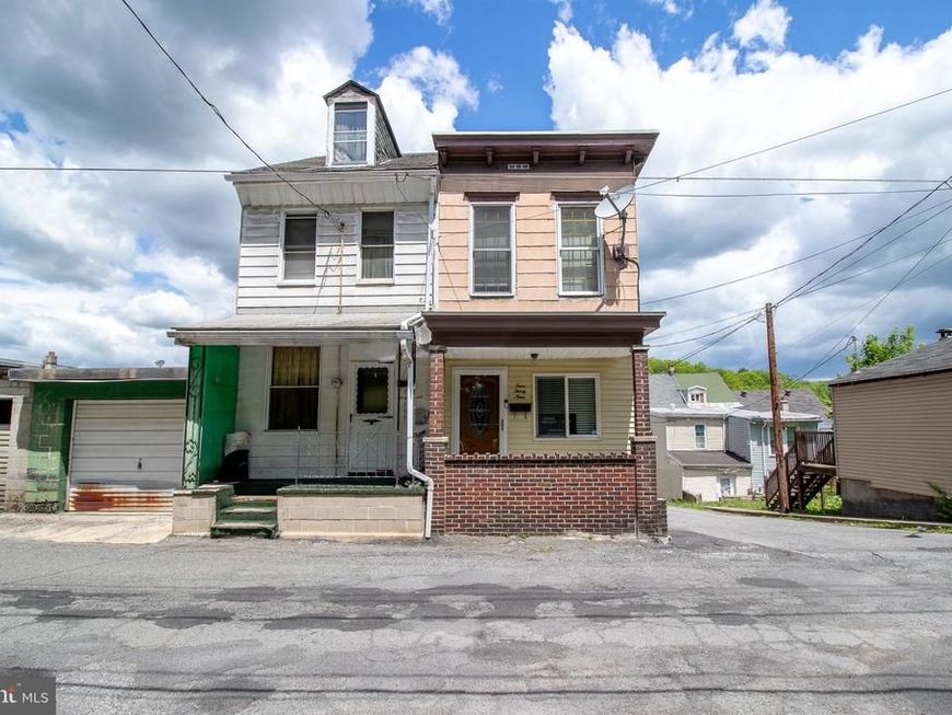 439 South Street E , Mahanoy City, PA 17948 Main Photo