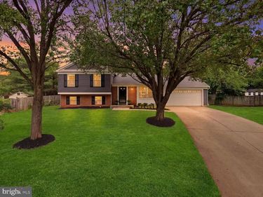 10323 AMBERLEIGH COURT, MANASSAS, VA 20110