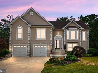 302 FOREST AVENUE, COLONIAL BEACH, VA 22443
