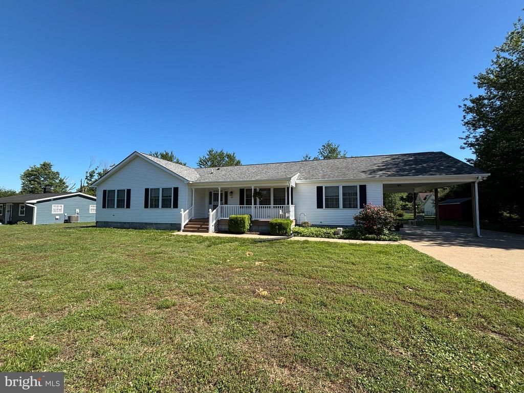 107 Bonnie Del Drive , Colonial Beach, VA 22443 Main Photo