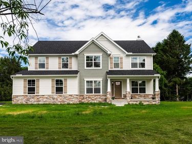 20 FLEMING DRIVE, GLENMOORE, PA 19343