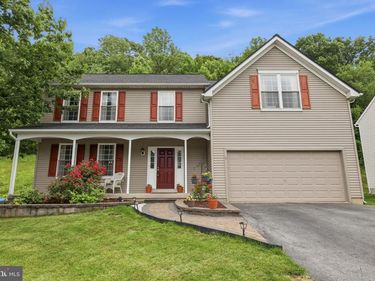820 WINDRIDGE LANE, DOWNINGTOWN, PA 19335