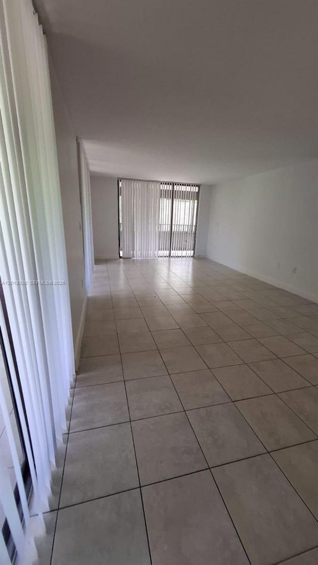 16220 NW 2nd Ave , Unit 410, Miami, FL 33169 Photo