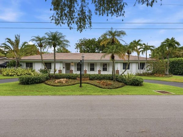 13060 SW 70th Ave, Pinecrest, FL 33156