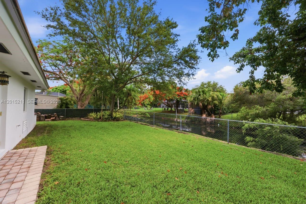 13060 SW 70th Ave, Pinecrest, FL 33156 Photo