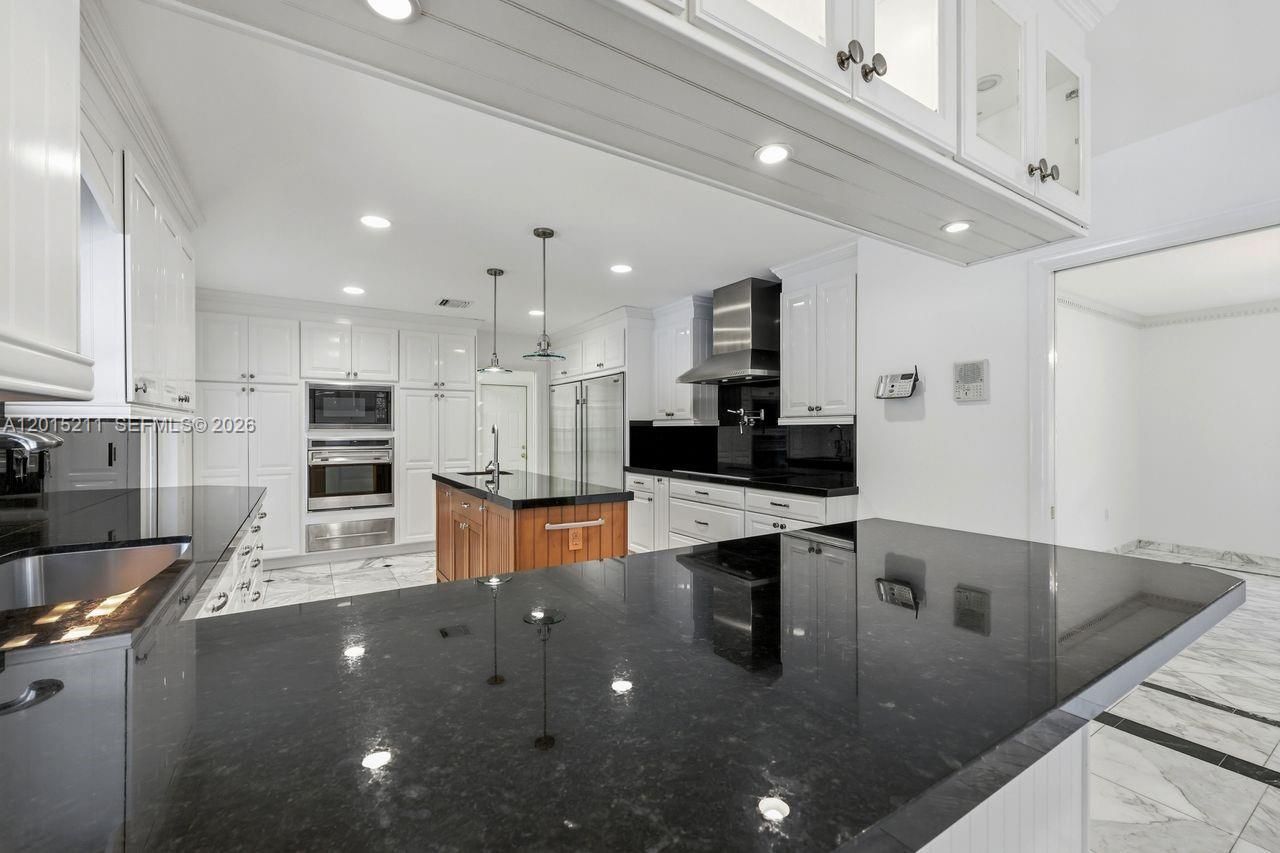 13060 SW 70th Ave, Pinecrest, FL 33156 Photo