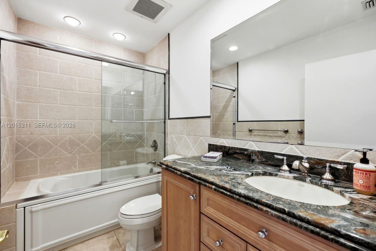 13060 SW 70th Ave, Pinecrest, FL 33156 Photo