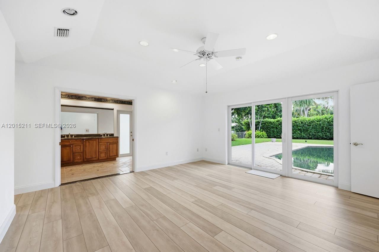 13060 SW 70th Ave, Pinecrest, FL 33156 Photo