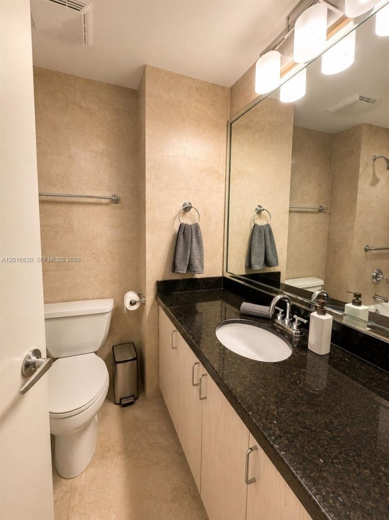 185 SE 14th Ter, Unit 1607, Miami, FL 33131 Photo
