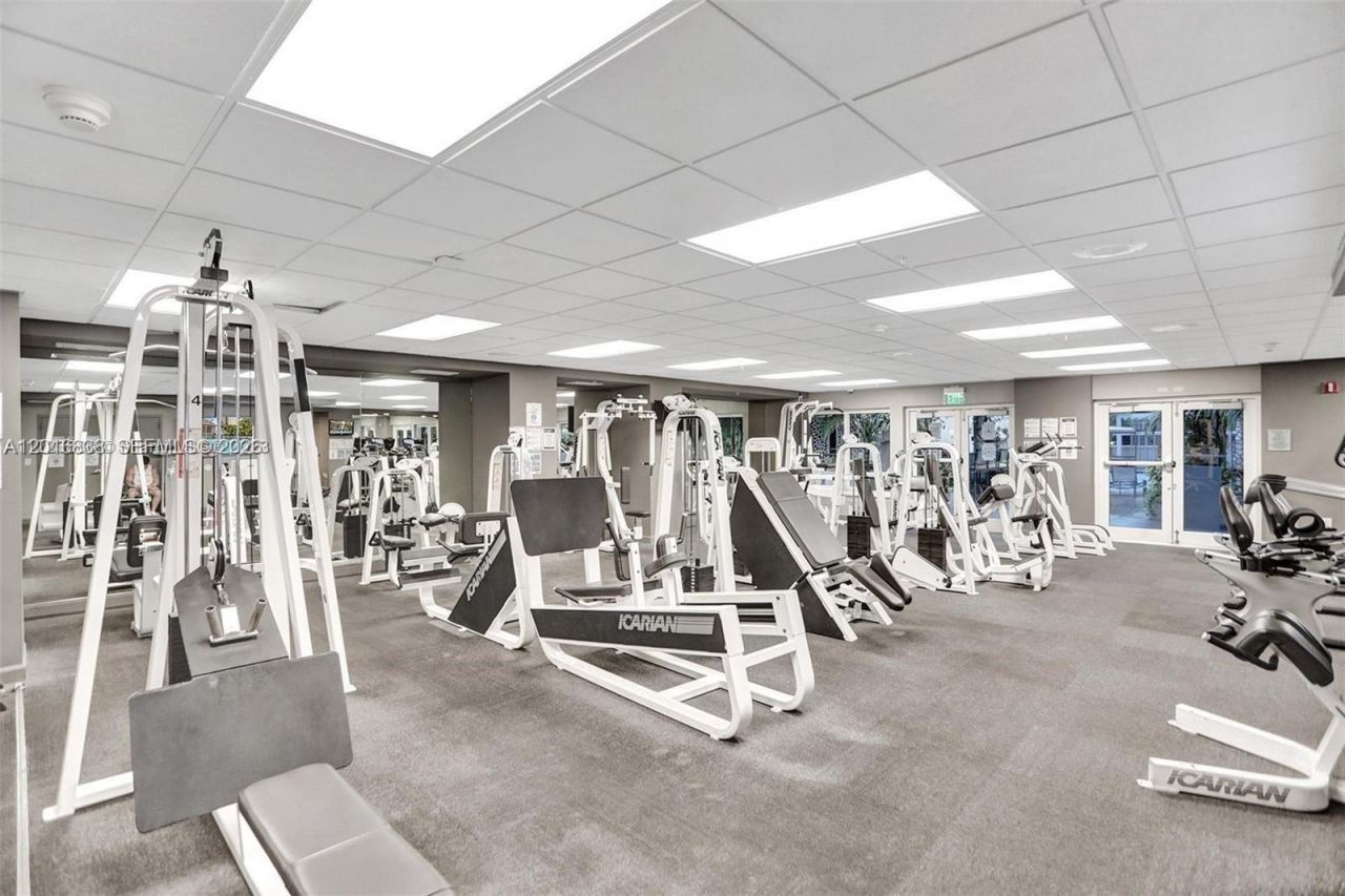 185 SE 14th Ter, Unit 1607, Miami, FL 33131 Photo