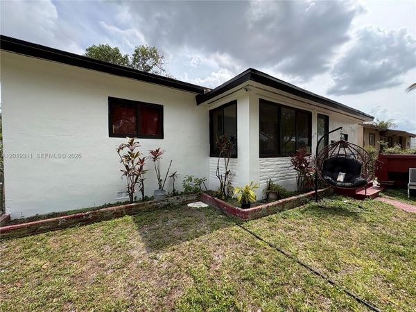 1250 NW 131st St , North Miami, FL 33167