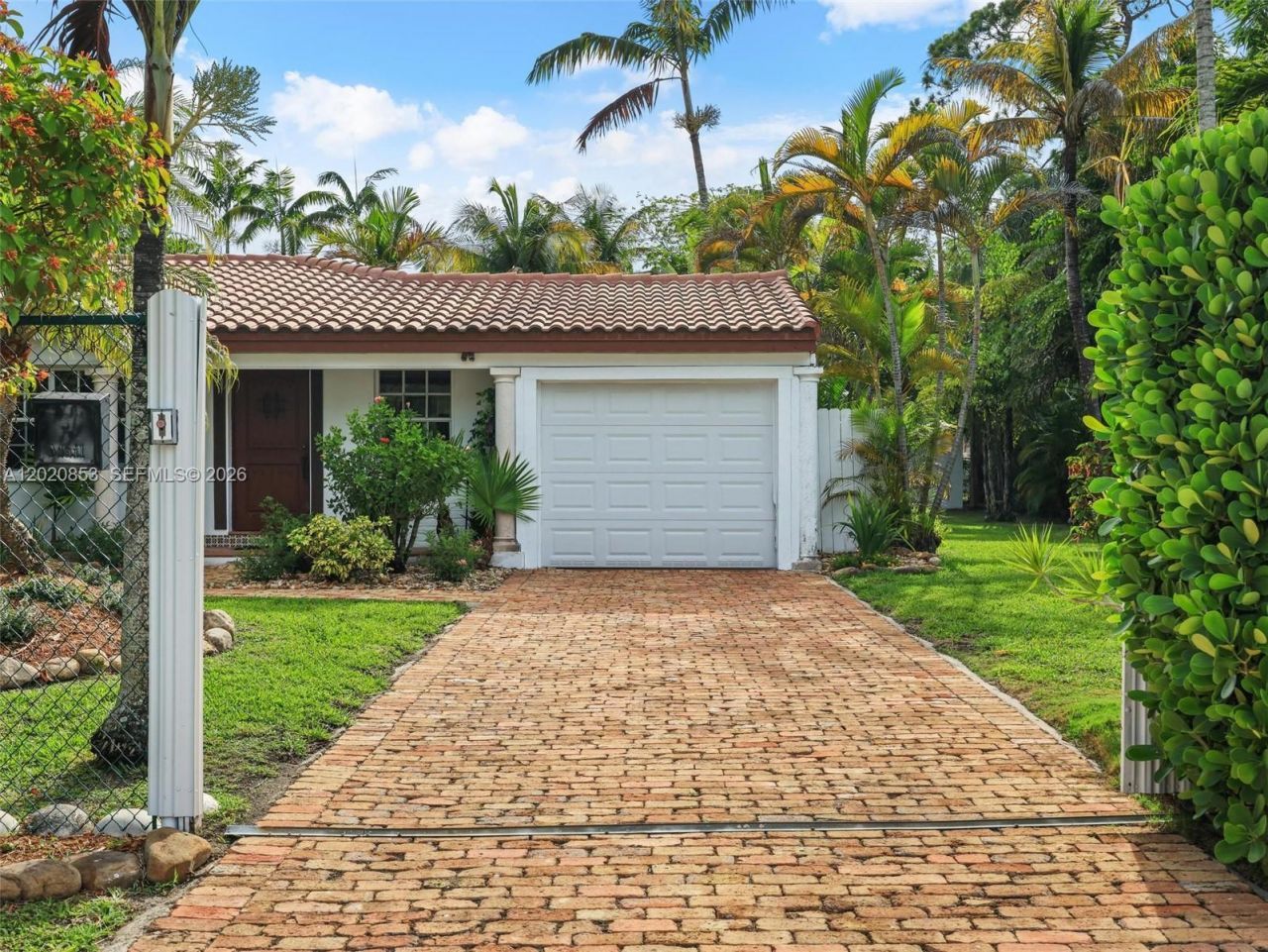 5644 SW 69th Ave, Miami, FL 33143 Photo