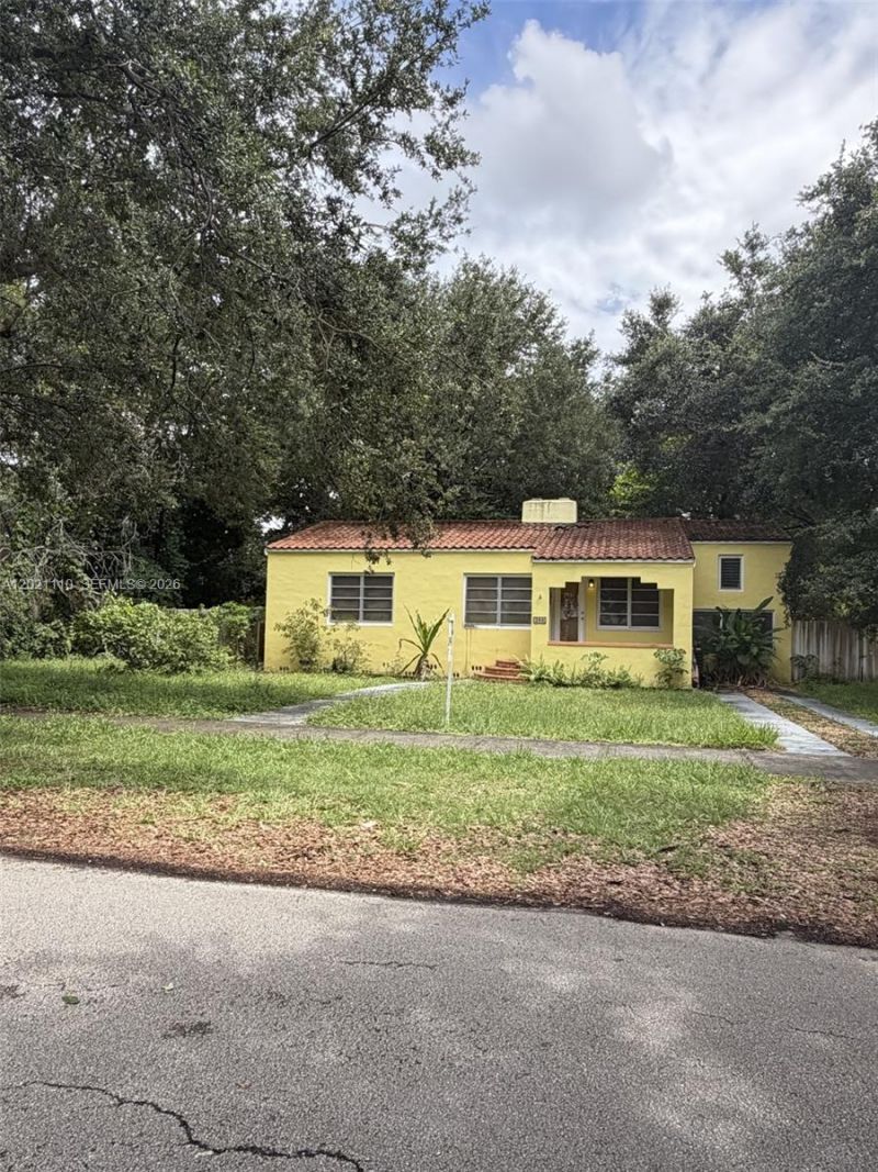 260 Hibiscus Dr , Miami Springs, FL 33166 Photo