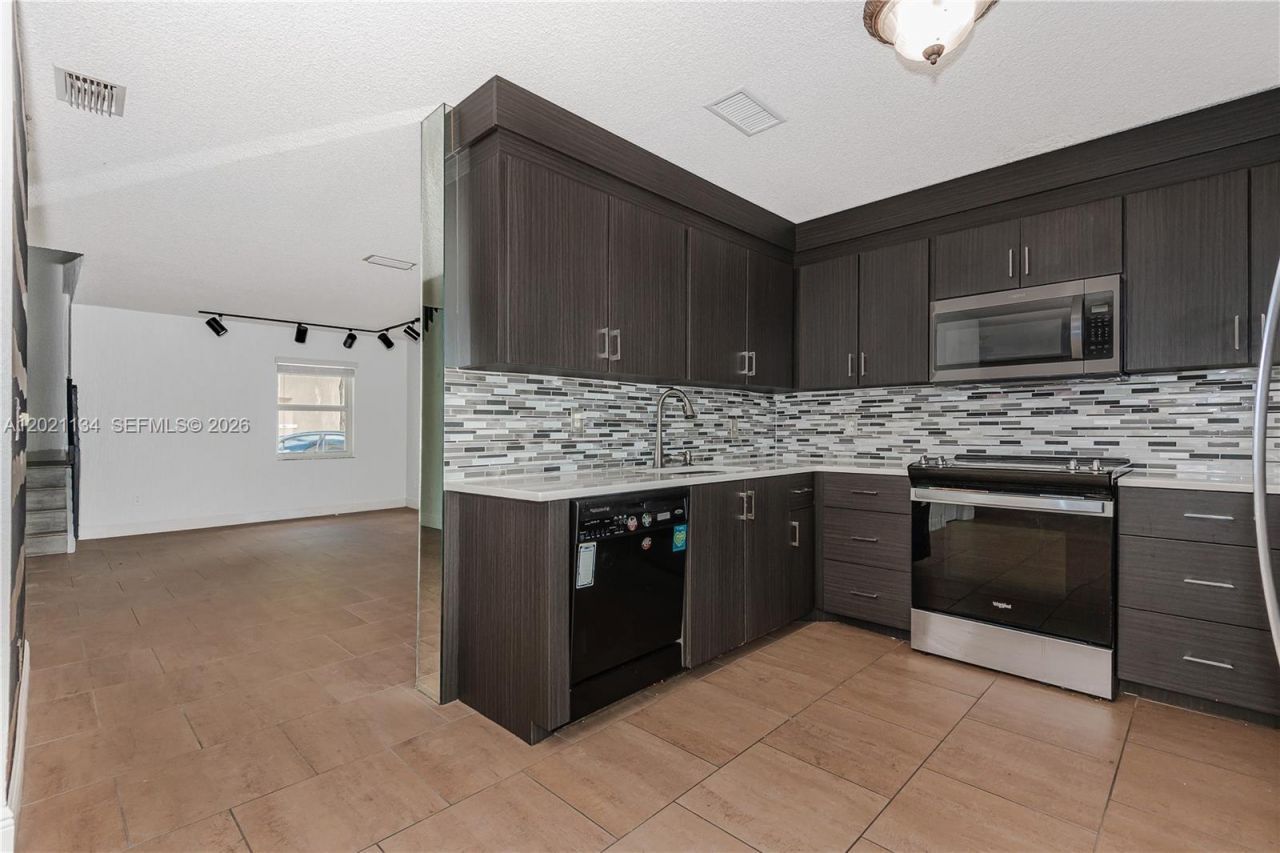 850 NW 98th Ave, Plantation, FL 33324 Photo