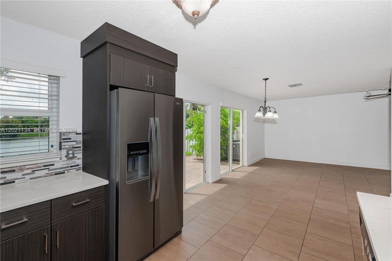 850 NW 98th Ave, Plantation, FL 33324 Photo