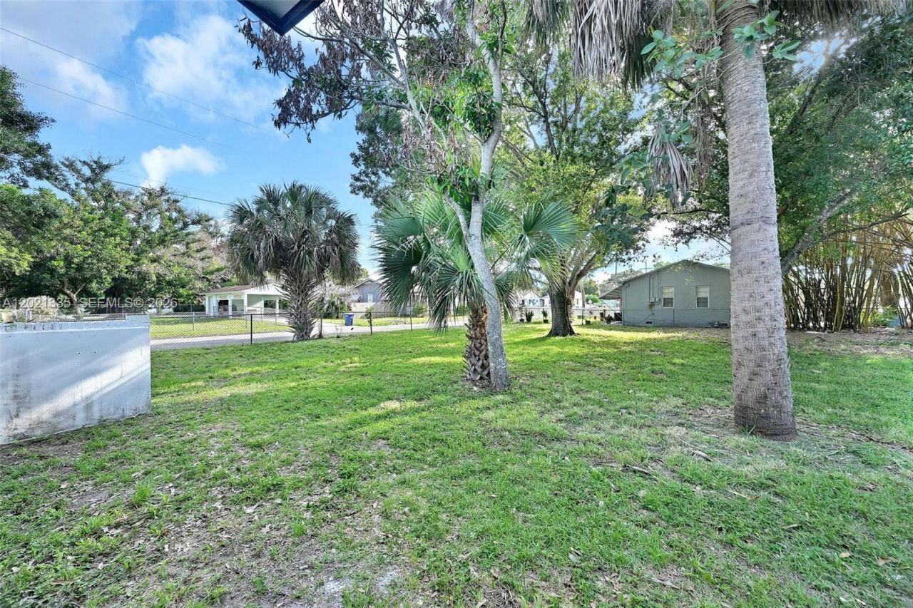 511 S 11th St , Fort Pierce, FL 34950 Photo