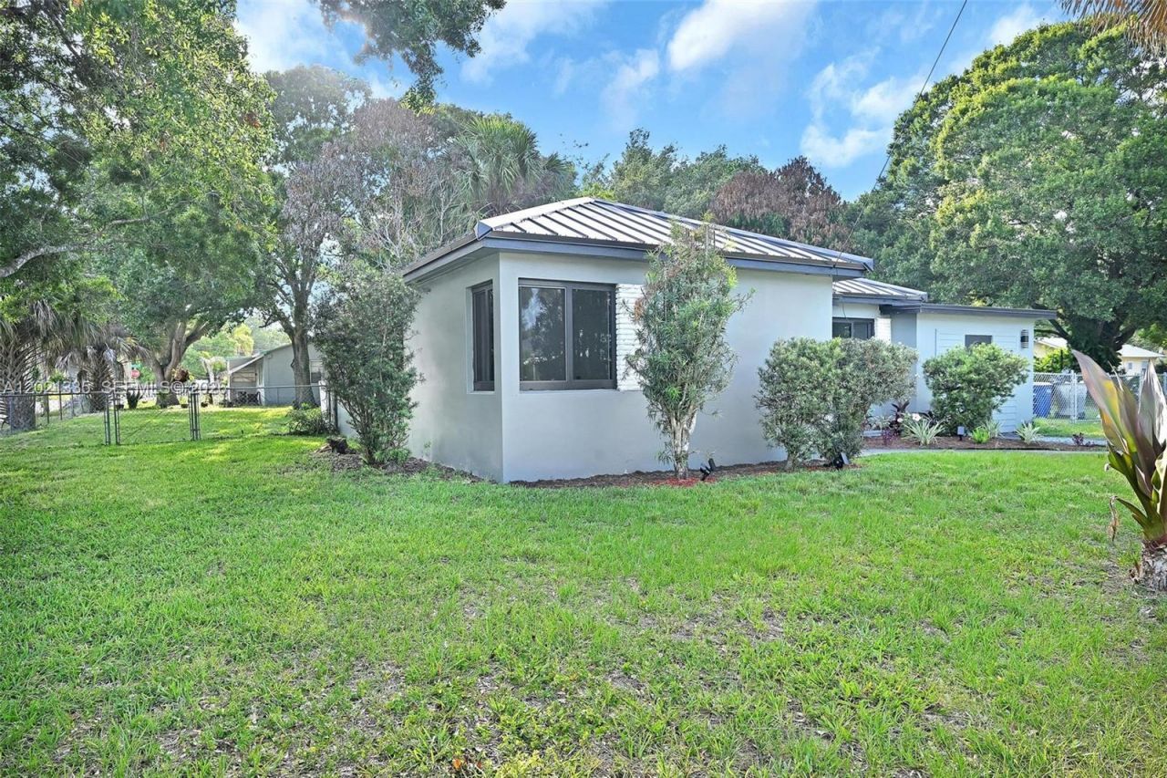 511 S 11th St , Fort Pierce, FL 34950 Photo