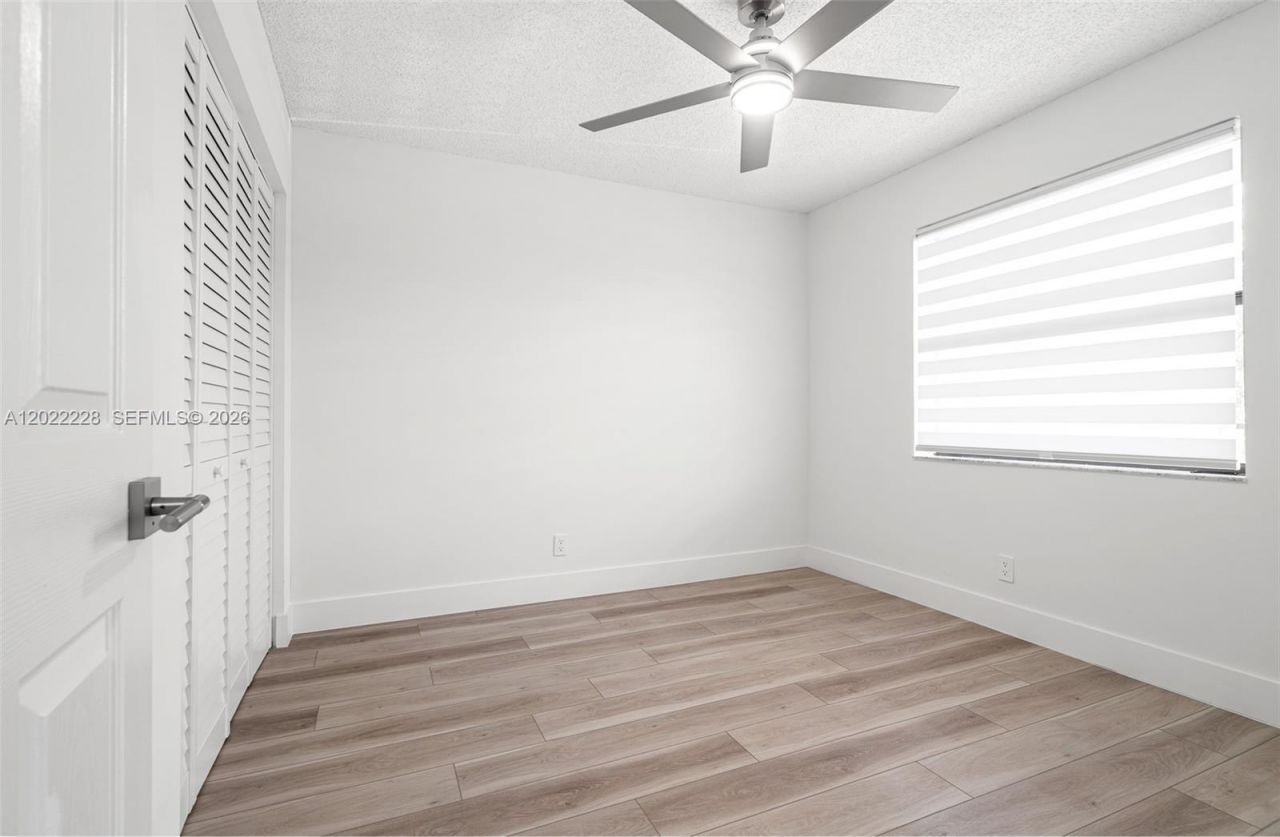 10130 Sunrise Lakes Blvd , Unit 210, Sunrise, FL 33322 Photo