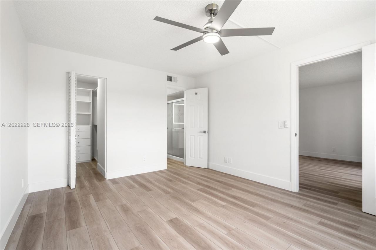 10130 Sunrise Lakes Blvd , Unit 210, Sunrise, FL 33322 Photo