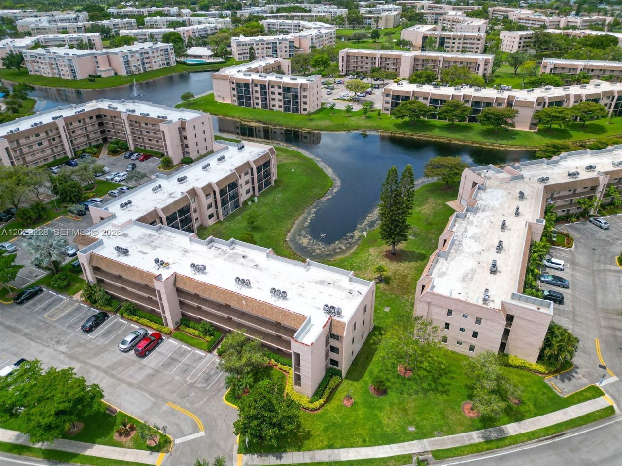 10130 Sunrise Lakes Blvd , Unit 210, Sunrise, FL 33322 Photo