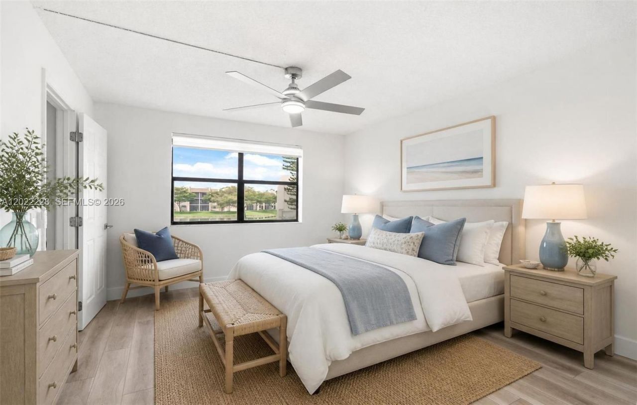 10130 Sunrise Lakes Blvd, Unit 210, Sunrise, FL 33322 Photo