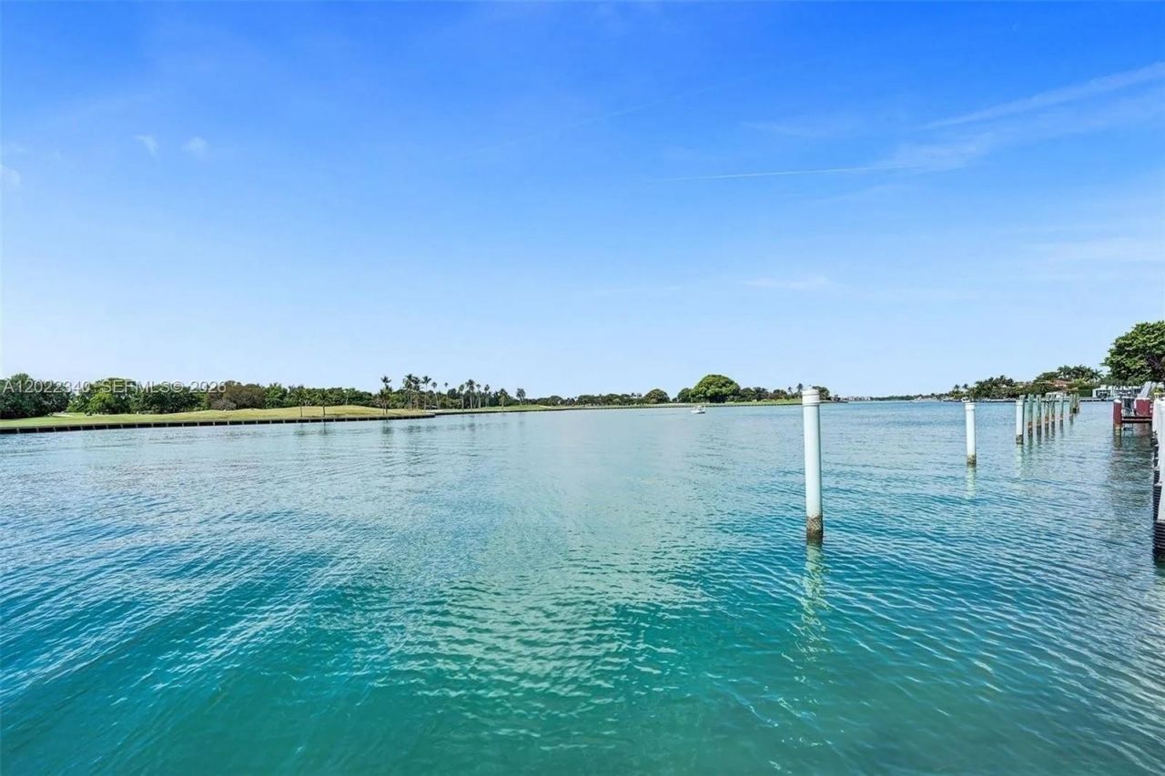 9180 W Bay Harbor Dr , Unit 2C, Bay Harbor Islands, FL 33154 Photo