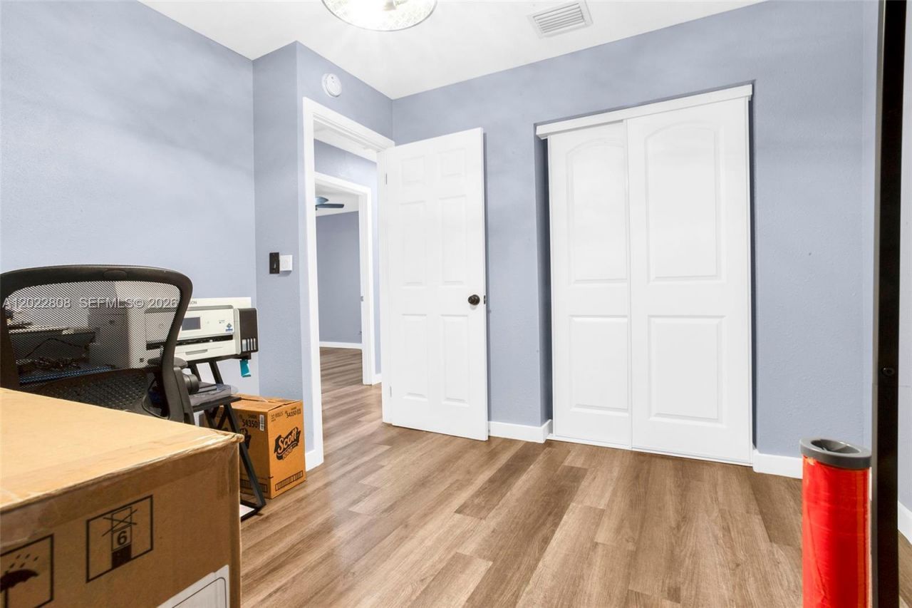 2501 NW 30th Way, Fort Lauderdale, FL 33311 Photo
