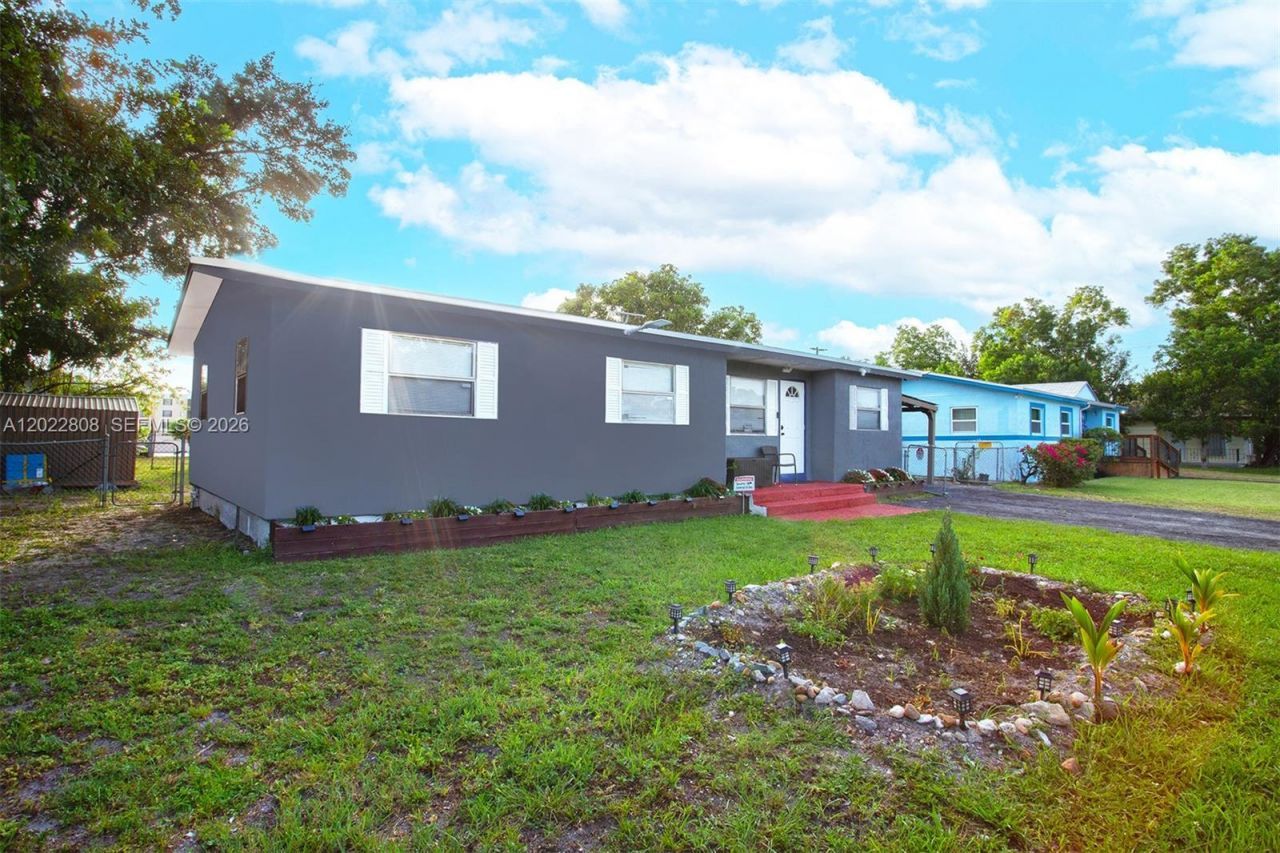 2501 NW 30th Way, Fort Lauderdale, FL 33311 Photo