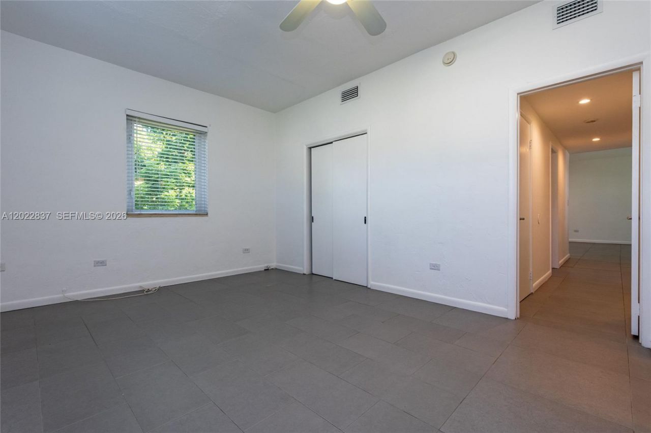 66 NW 87th St, El Portal, FL 33150 Photo