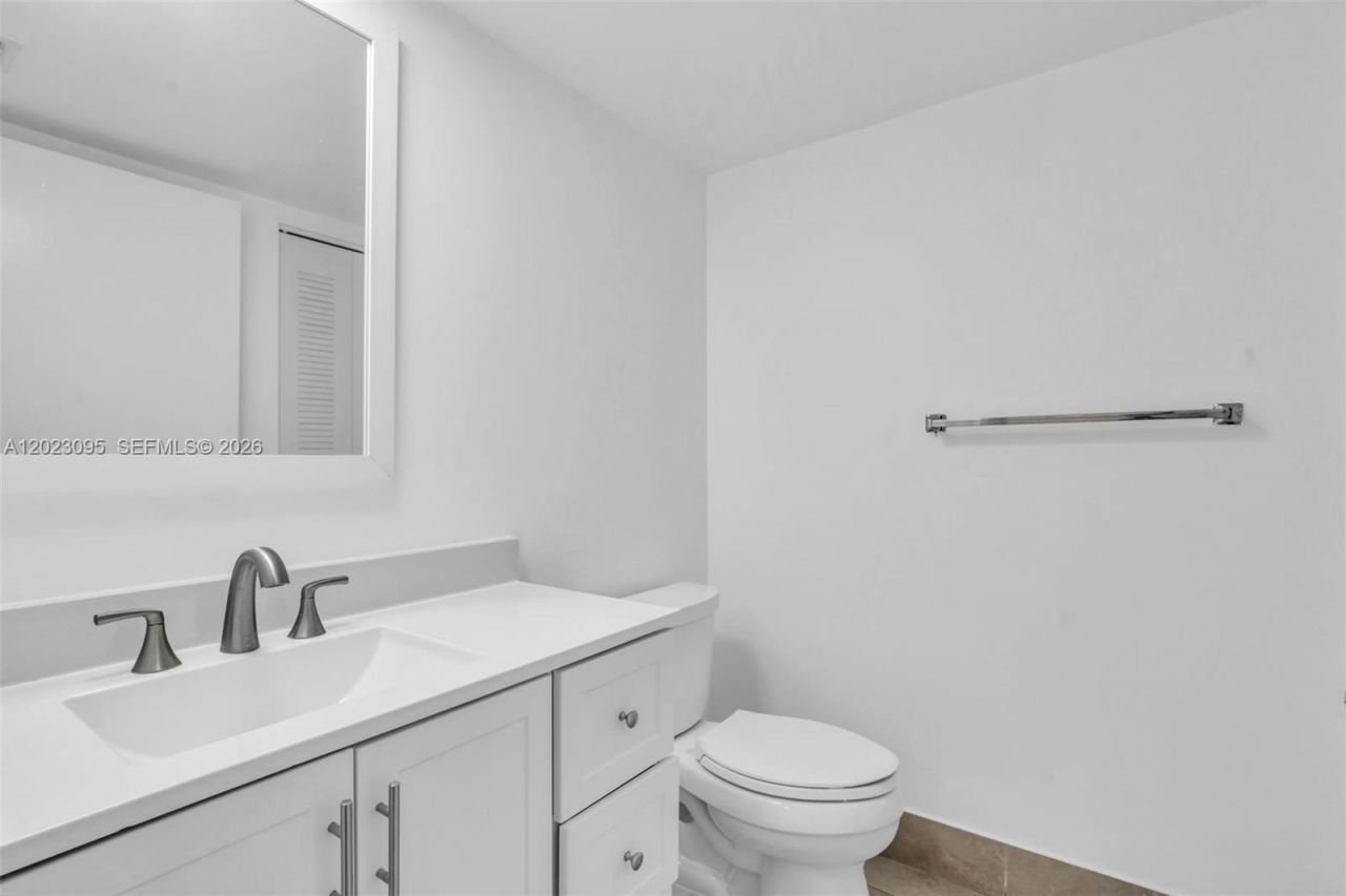 13705 SW 12th St , Unit 102B, Pembroke Pines, FL 33027 Photo