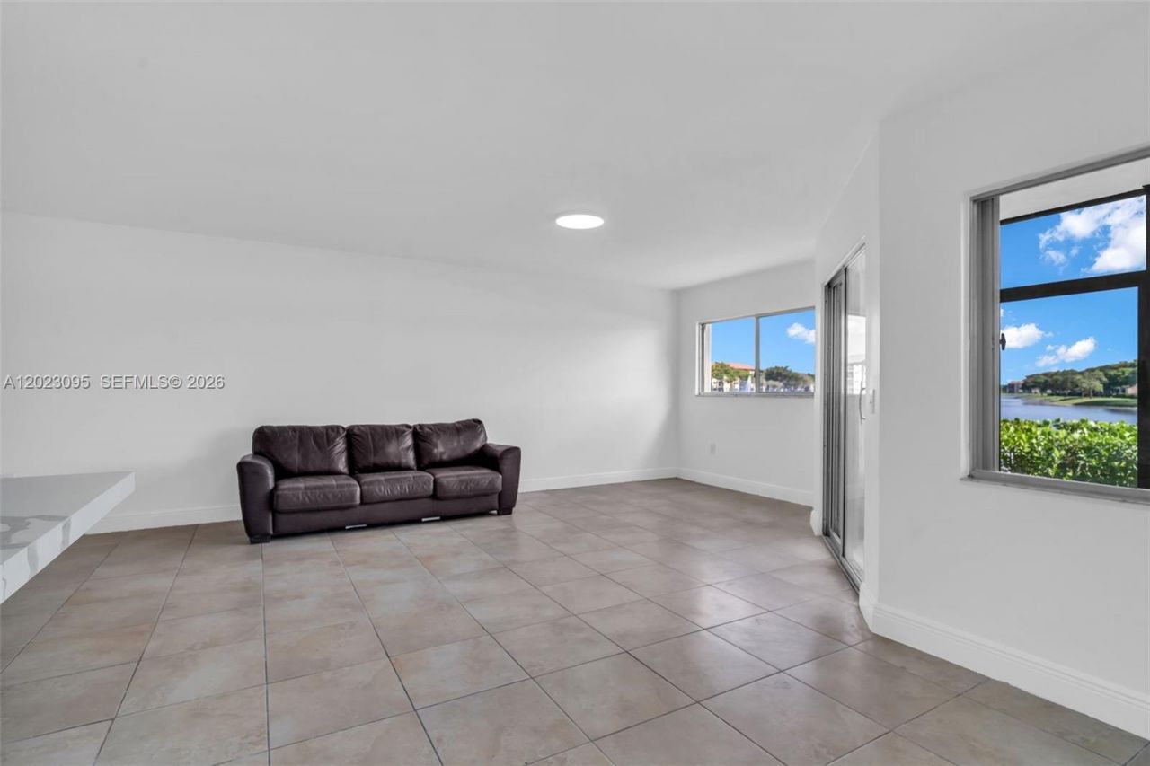 13705 SW 12th St , Unit 102B, Pembroke Pines, FL 33027 Photo