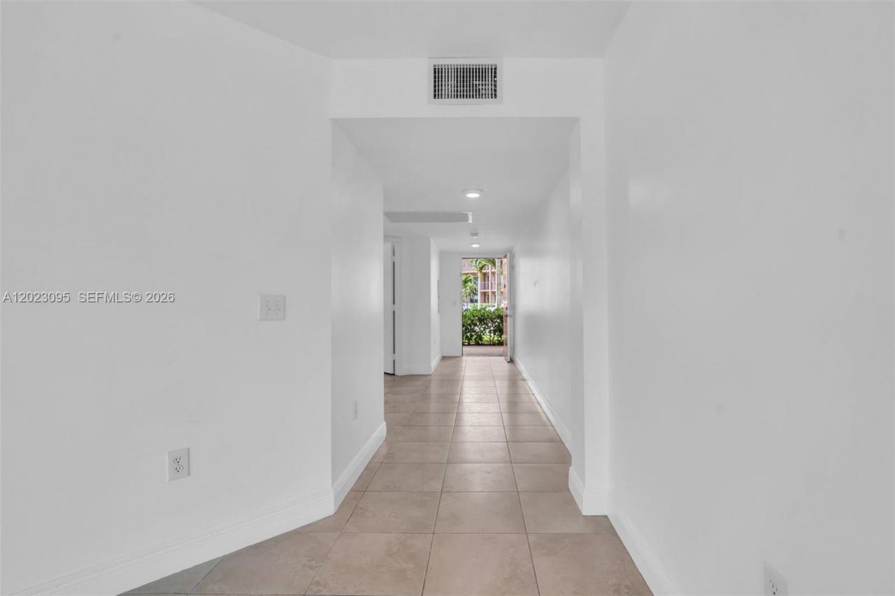 13705 SW 12th St , Unit 102B, Pembroke Pines, FL 33027 Photo