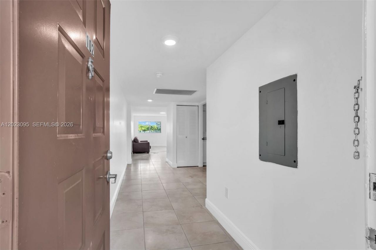 13705 SW 12th St , Unit 102B, Pembroke Pines, FL 33027 Photo
