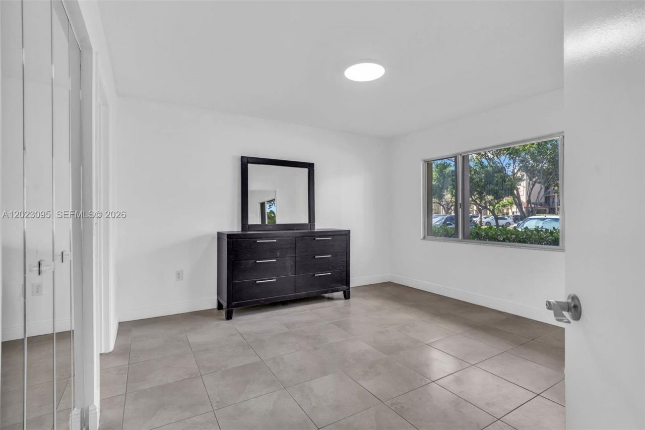 13705 SW 12th St , Unit 102B, Pembroke Pines, FL 33027 Photo