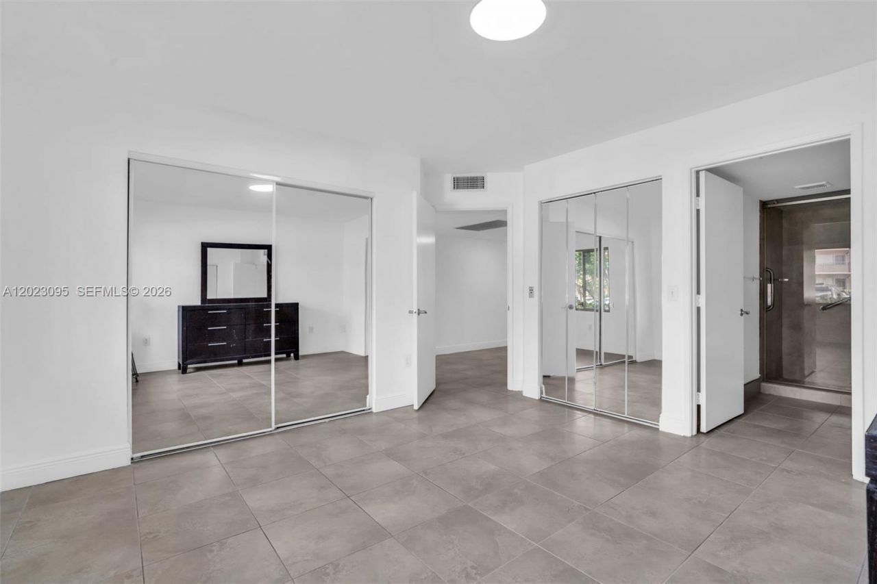 13705 SW 12th St , Unit 102B, Pembroke Pines, FL 33027 Photo