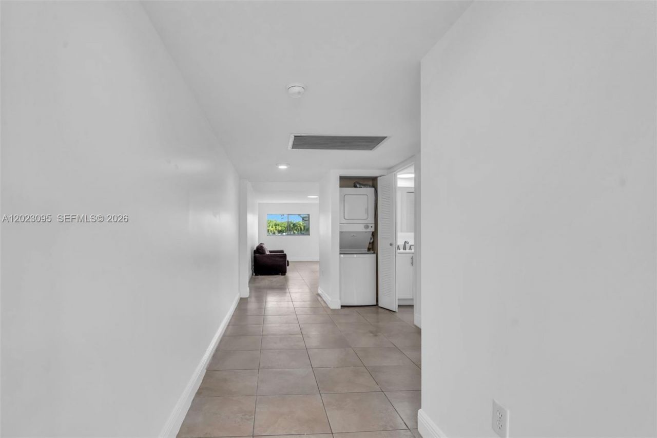 13705 SW 12th St , Unit 102B, Pembroke Pines, FL 33027 Photo