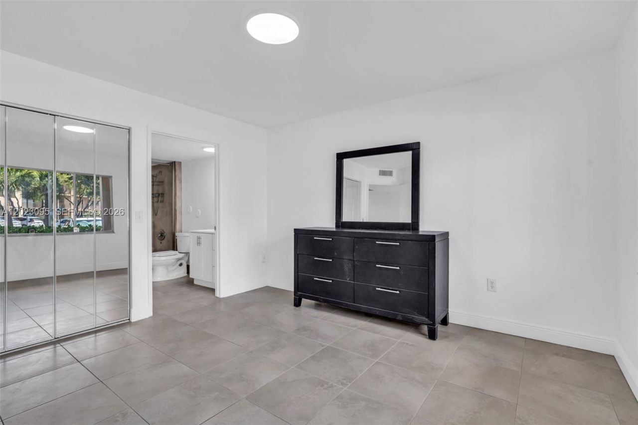 13705 SW 12th St , Unit 102B, Pembroke Pines, FL 33027 Photo