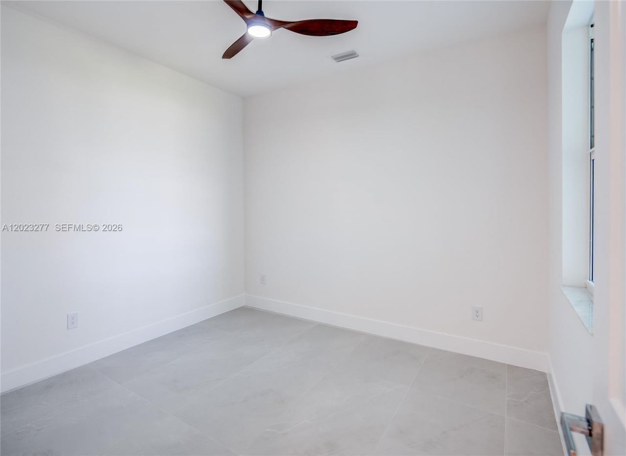 3804 SE 12th Ave, Cape Coral, FL 33904 Photo