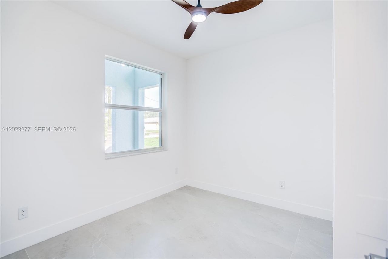 3804 SE 12th Ave, Cape Coral, FL 33904 Photo