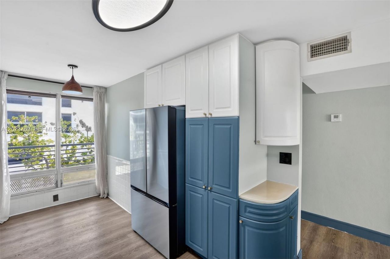 10240 Collins Ave , Unit 207, Bal Harbour, FL 33154 Photo
