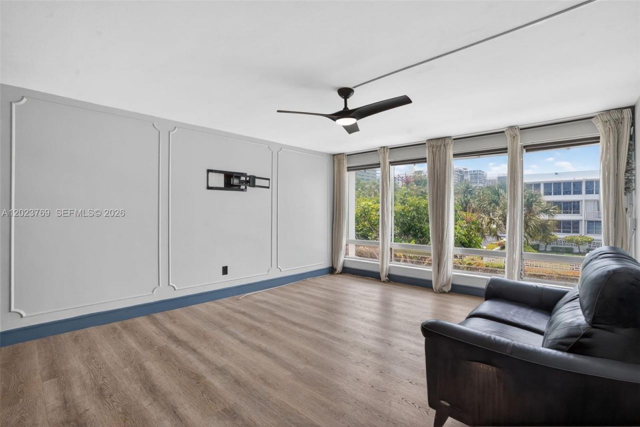 10240 Collins Ave , Unit 207, Bal Harbour, FL 33154 Photo