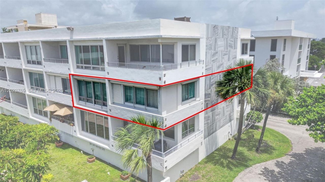 10240 Collins Ave , Unit 207, Bal Harbour, FL 33154 Photo