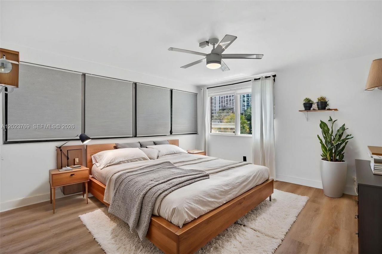 10240 Collins Ave , Unit 207, Bal Harbour, FL 33154 Photo