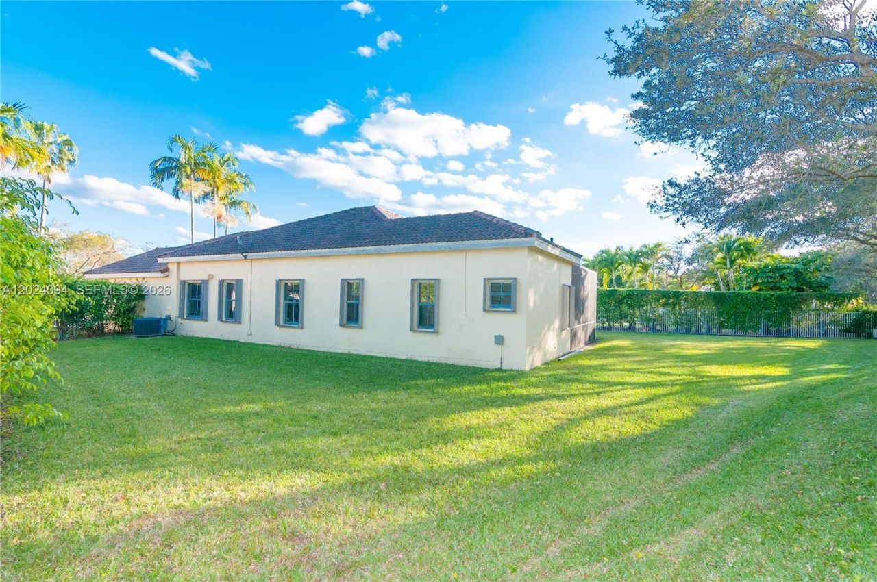 885 Tanglewood Cir , Weston, FL 33327 Photo