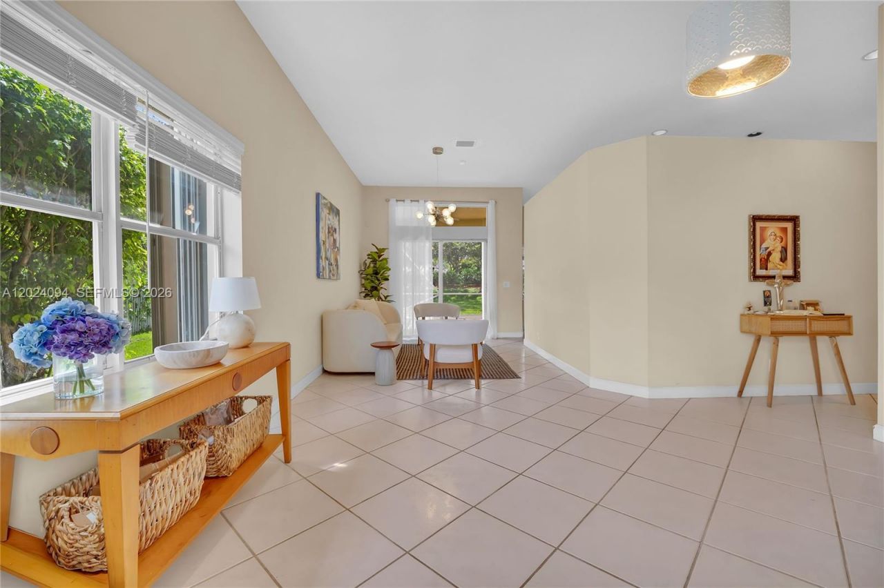 885 Tanglewood Cir , Weston, FL 33327 Photo