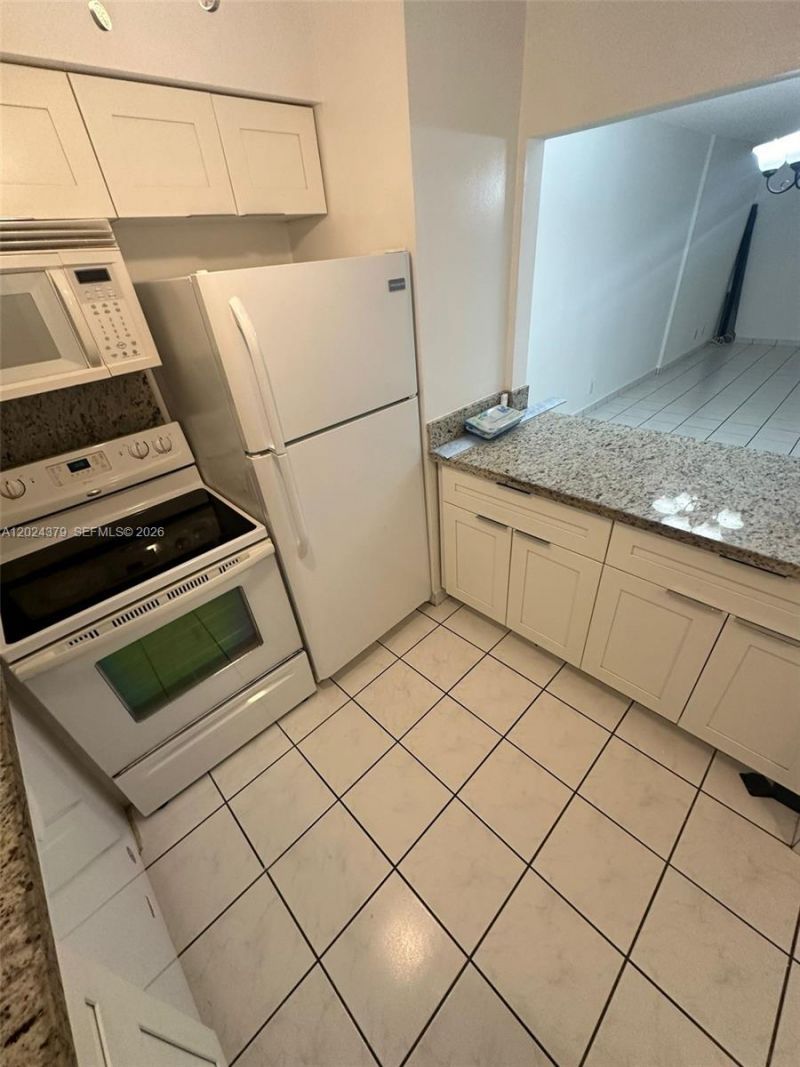 6505 Winfield Blvd , Unit B-3, Margate, FL 33063 Photo