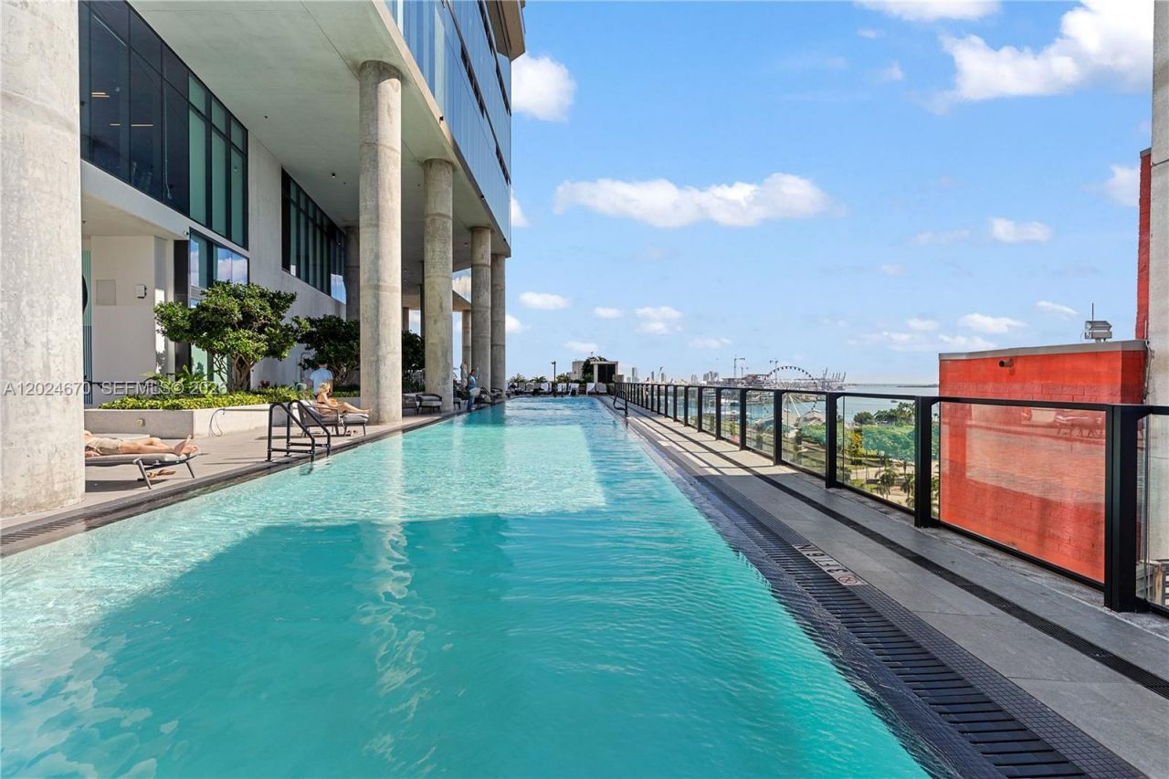 398 NE 5th St , Unit 2310, Miami, FL 33132 Photo