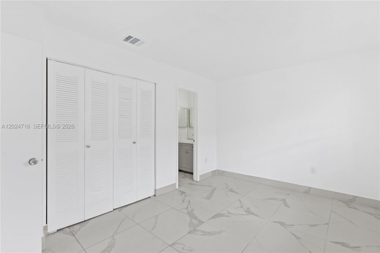 7011 SW 129th Ave, Unit 5, Miami, FL 33183 Photo