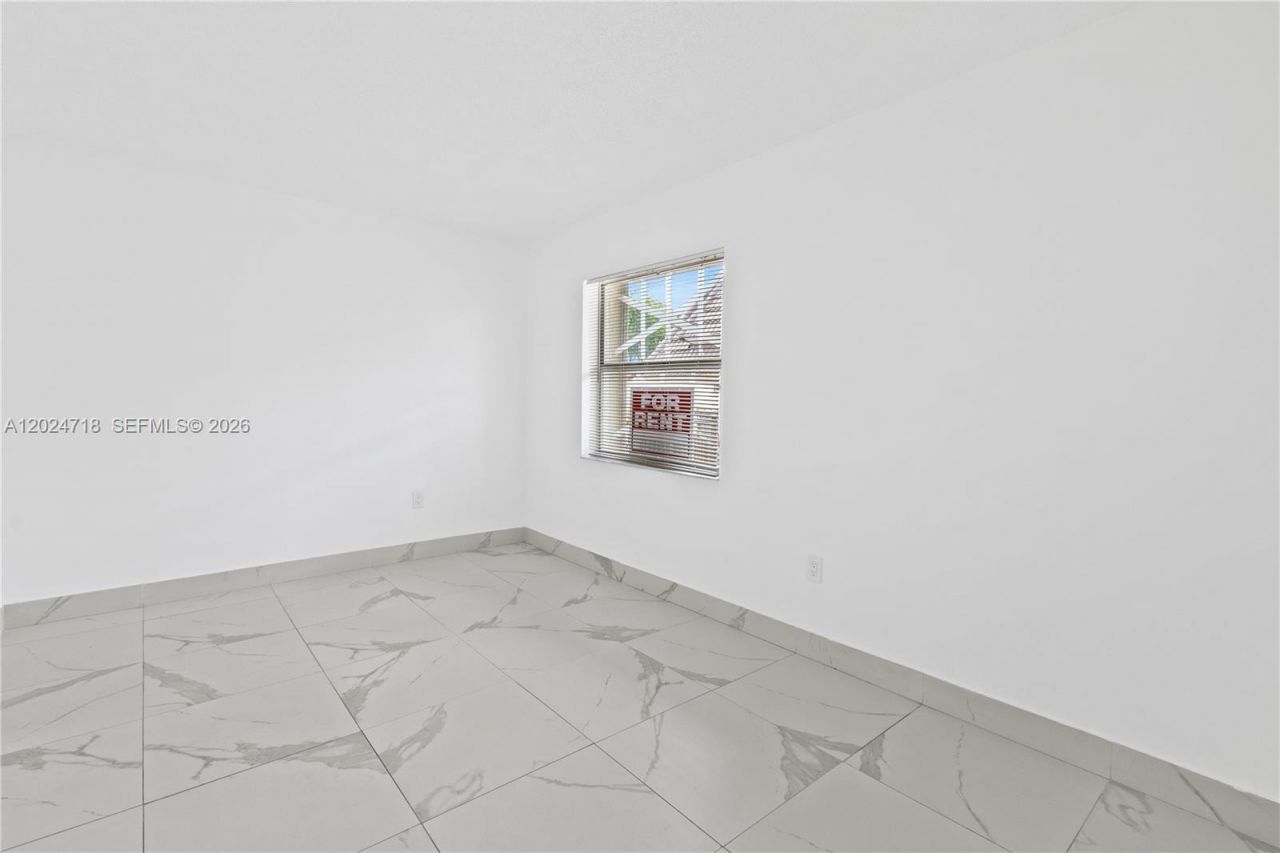 7011 SW 129th Ave, Unit 5, Miami, FL 33183 Photo
