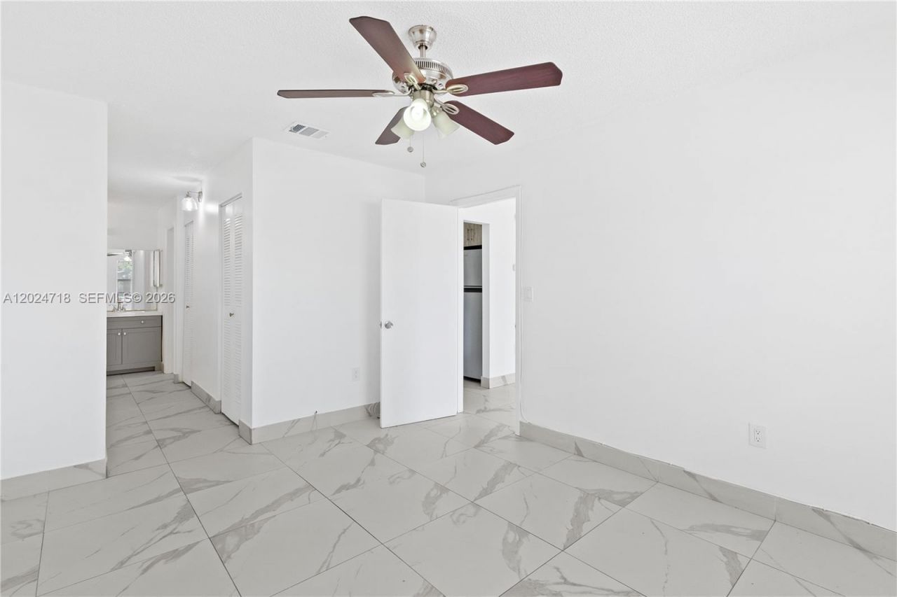 7011 SW 129th Ave, Unit 5, Miami, FL 33183 Photo